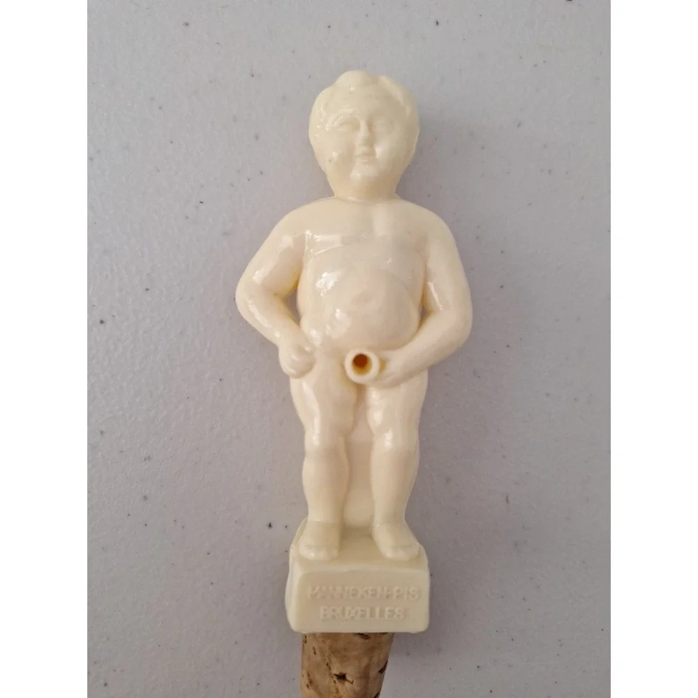 Vintage Bakelite Manneken-Pis Brussels, Belgium Statue Wine Bottle Cork 5